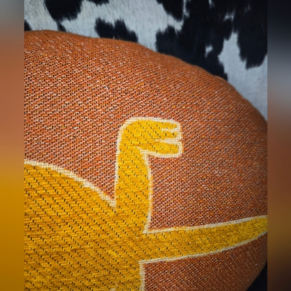 Decorative Lizard Pillow - Picture 5 of 5